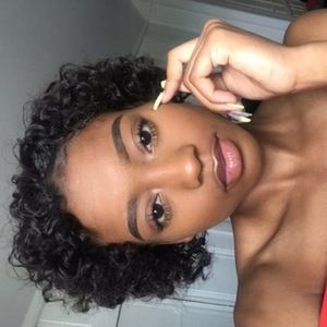 Meet your Posher, Hazel